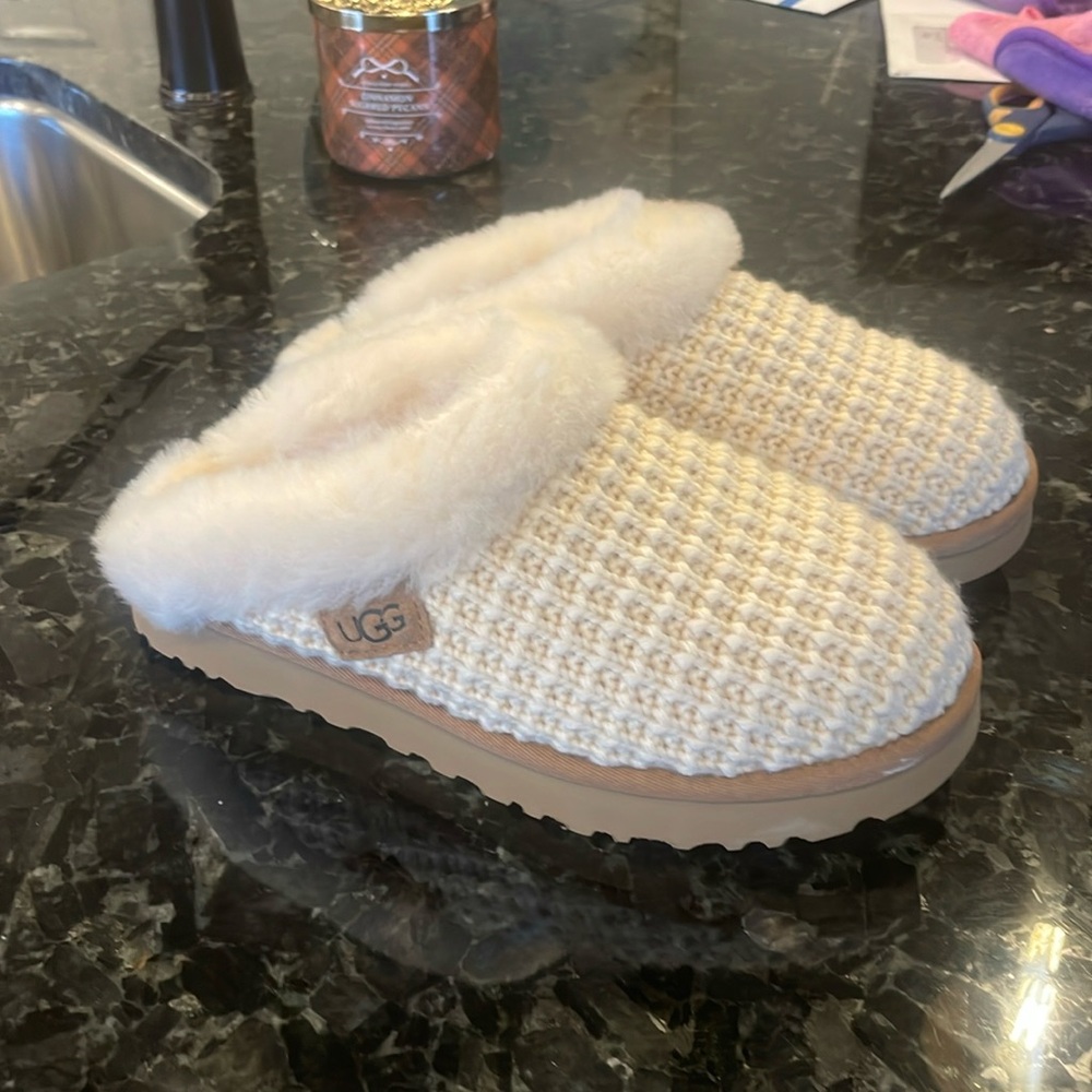 Ugg Cluggette slippers size 7